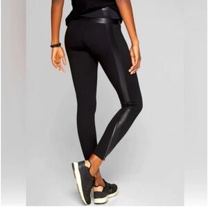 Athleta Luxe Ponte Legging Faux Leather panels Moto Zippers